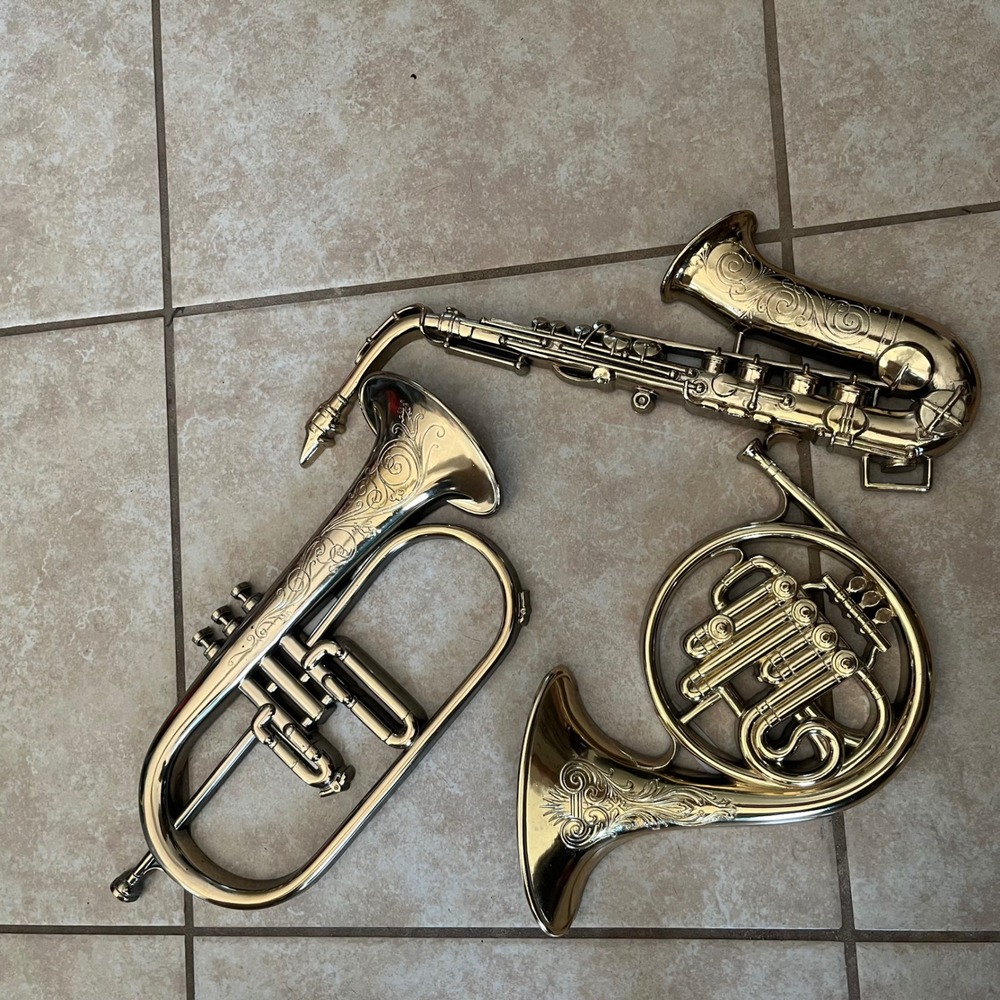 Vintage Syroco 1978 Gold Musical Instrument Wall Decor  Saxophone Horn Trumpet